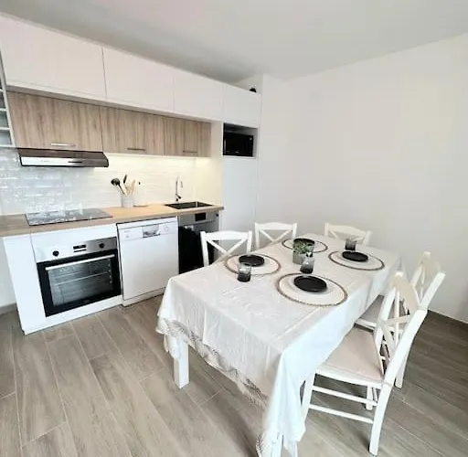 7mn De Deauville Jardin Wifi Box Tv Apartment *